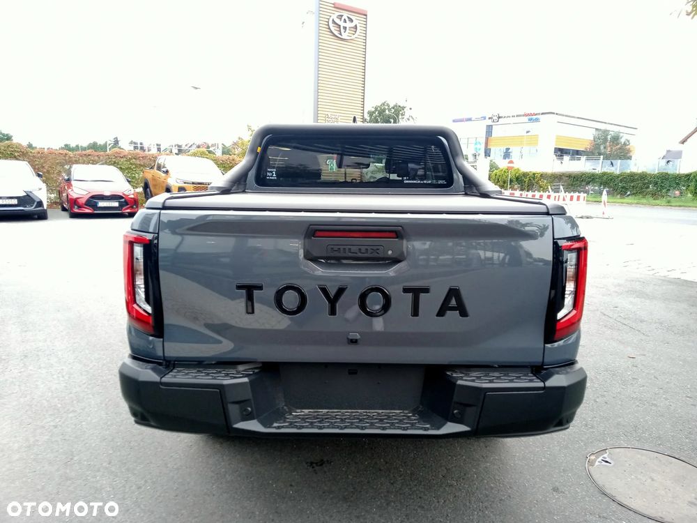 Toyota Hilux 2026 photo 4