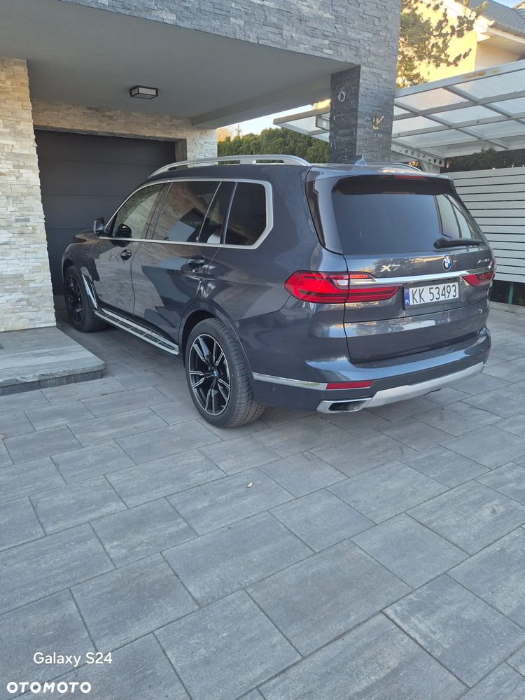 BMW X7 xDrive40i mHEV - 12