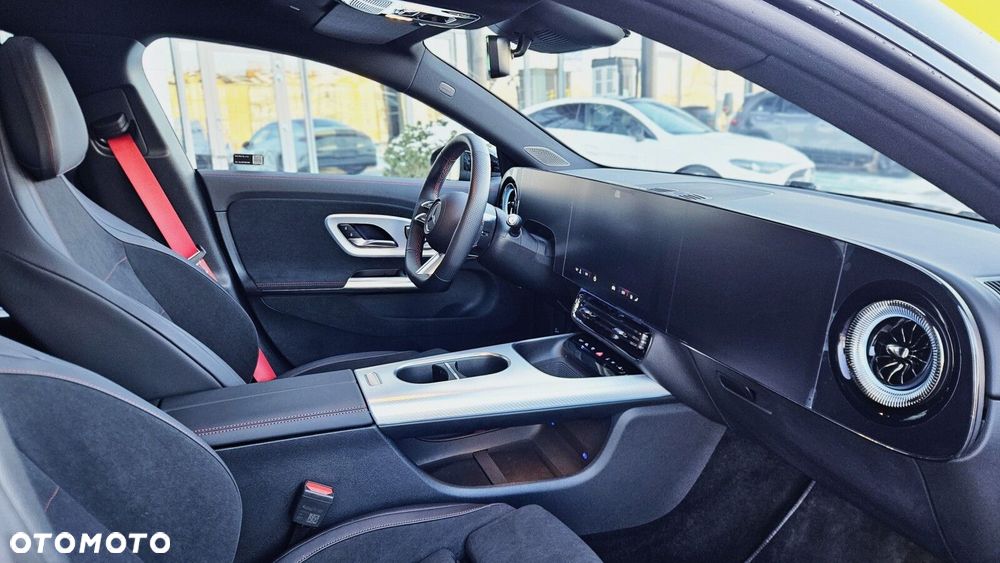 Mercedes-Benz CLA - 19