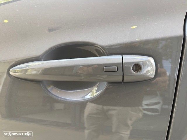 Nissan Juke 1.0 DIG-T N-Connecta - 16