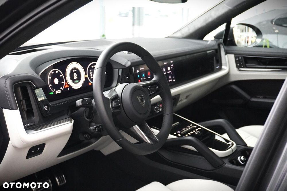 Porsche Cayenne - 10