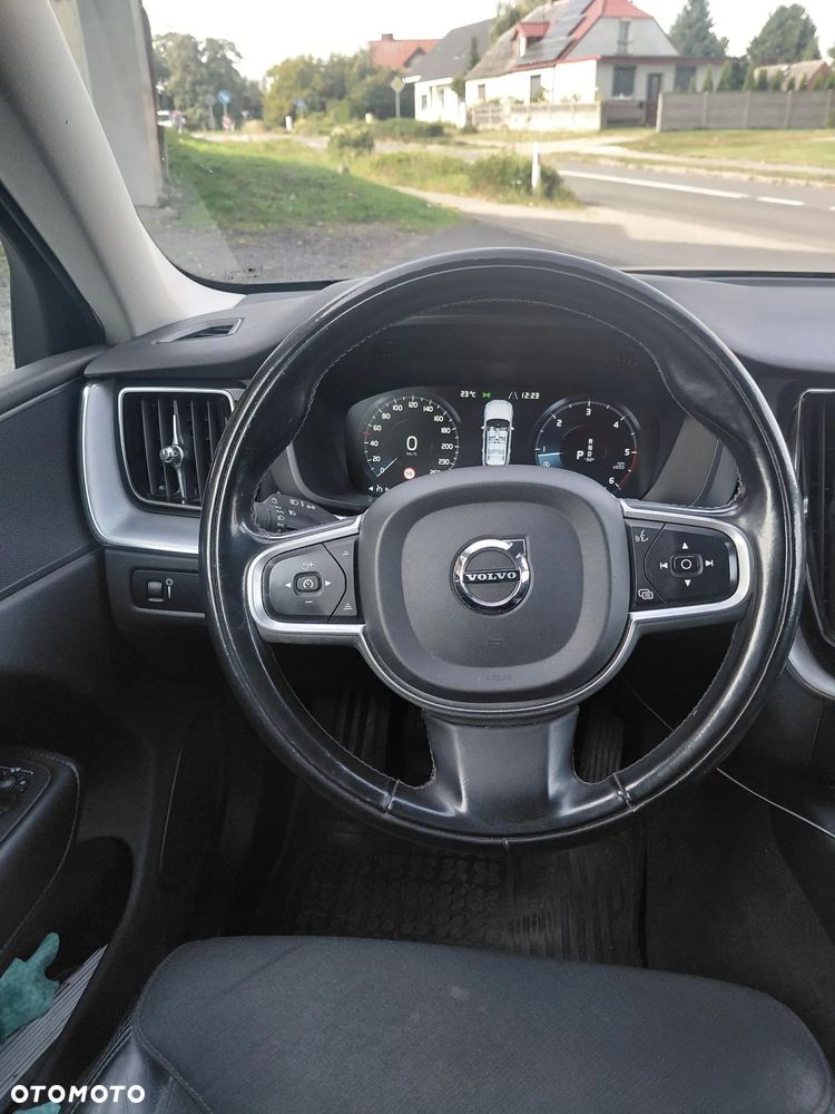 Volvo XC 60 - 30
