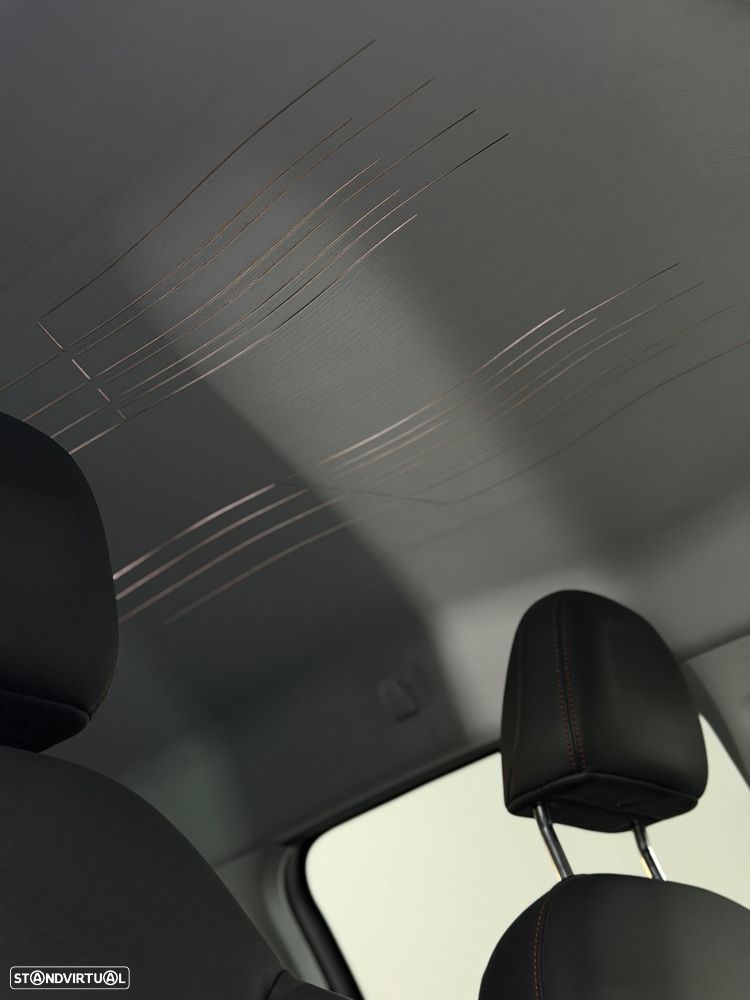 Peugeot 2008 1.2 PureTech GT Line EAT6 - 28
