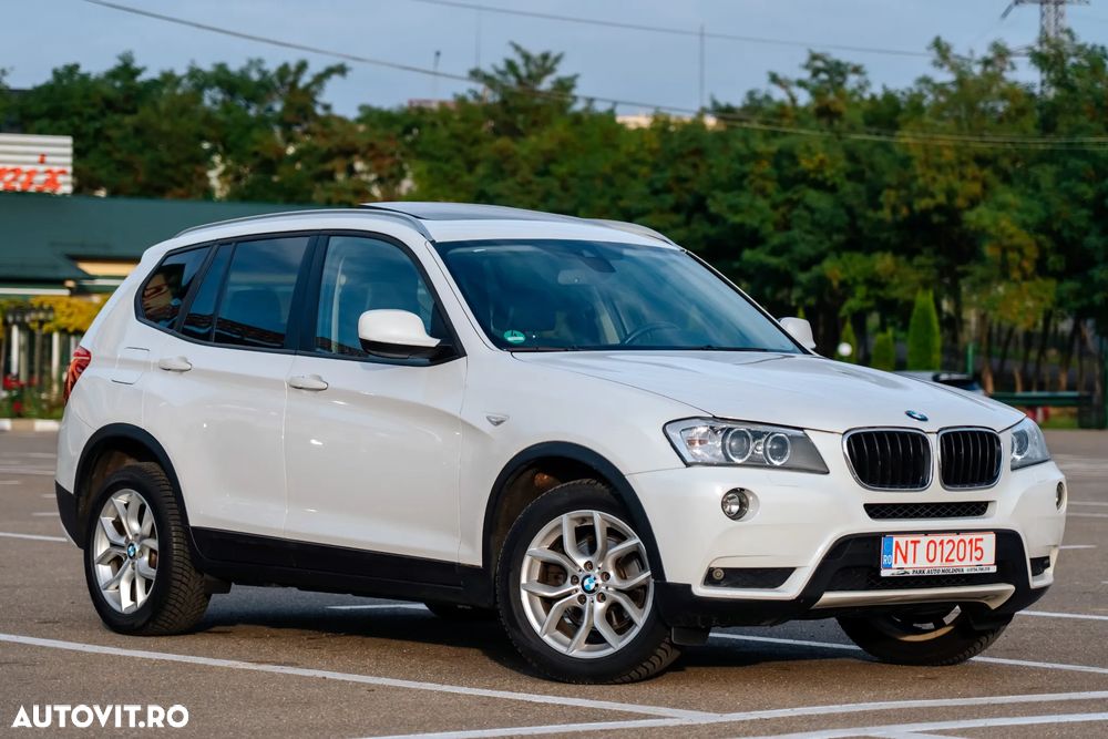 BMW X3 2012 photo 2