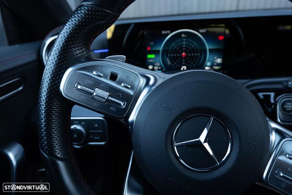 Mercedes-Benz CLA 250 e Shooting Brake AMG Line - 29