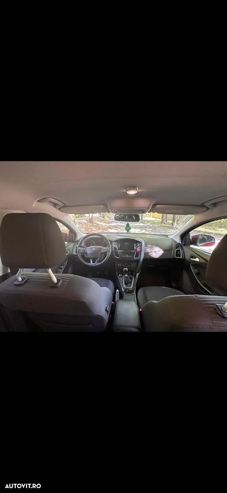 Ford Focus ver-1-5-ecoboost-titanium - 6