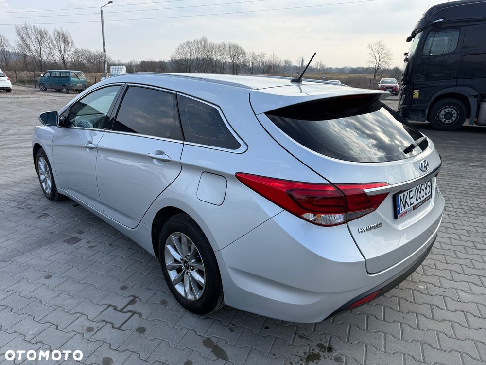 Hyundai i40 Kombi 1.7 CRDi Premium - 7