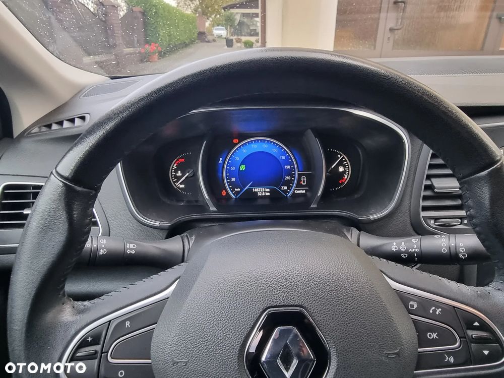 Renault Megane ENERGY TCe 130 LIMITED - 6