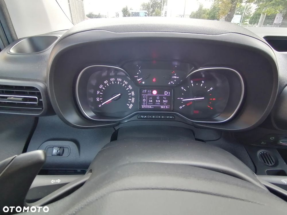 Citroën Berlingo XL 7-Sitzer PureTech 130 EAT8 FEEL - 35