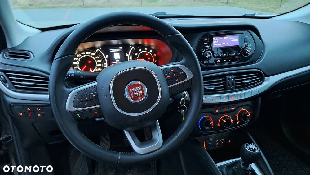 Fiat Tipo 1.4 16V More - 14