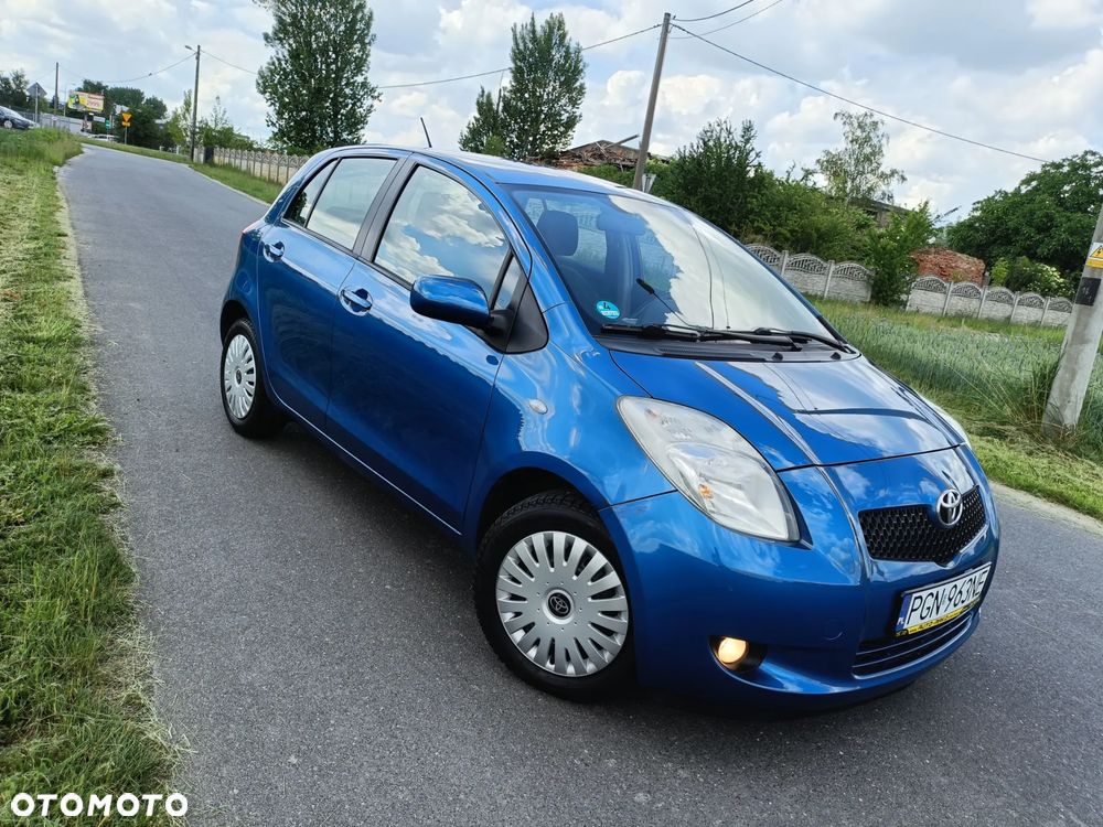Toyota Yaris 1.3 VVT-i Travel - 2