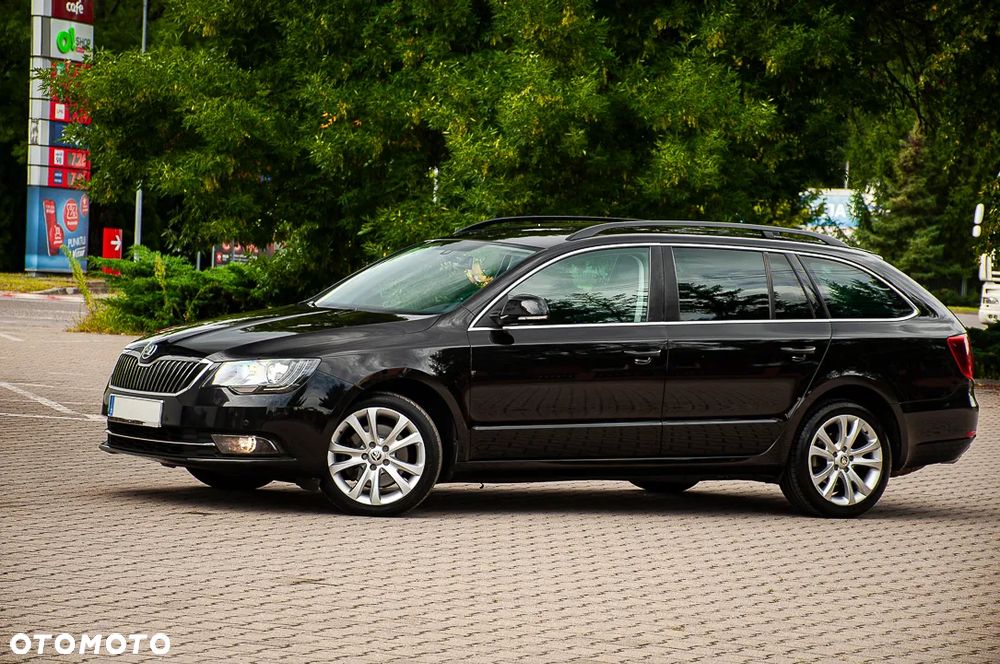 Skoda Superb 2.0 TDI Green tec DSG Elegance - 16