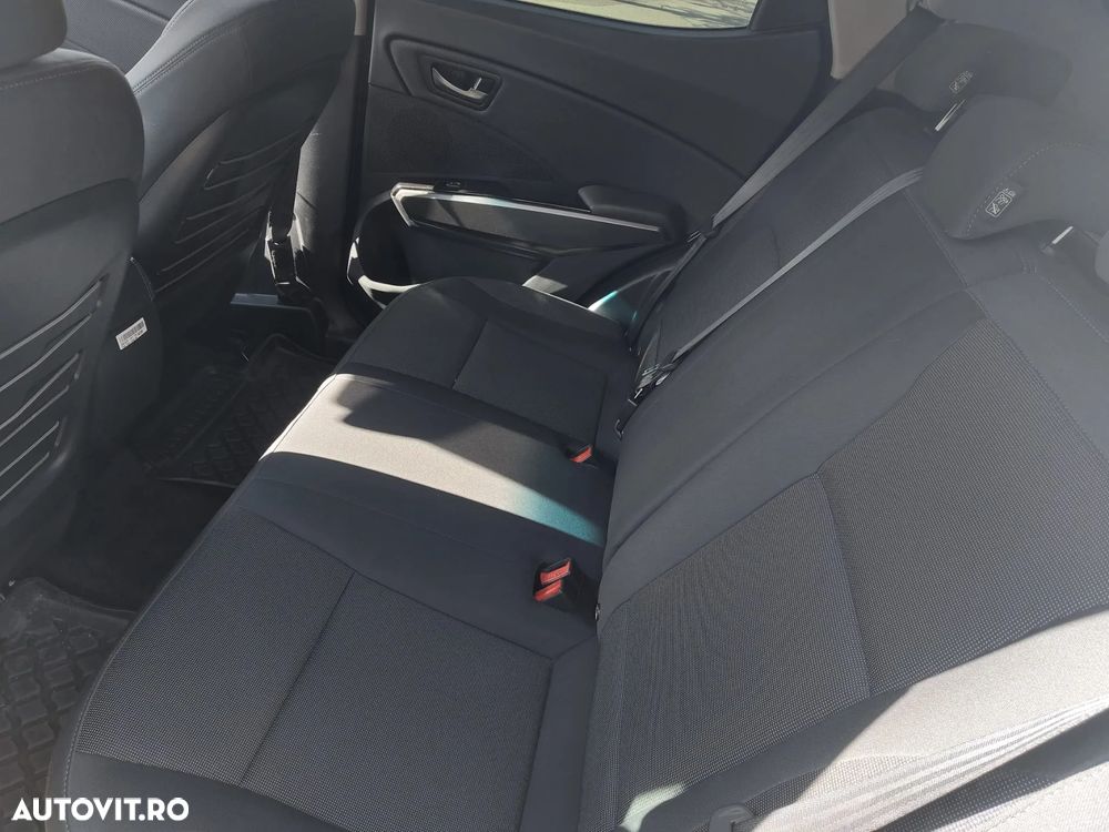 SsangYong Tivoli Grand 1.5 T-GDI STYLE - 11