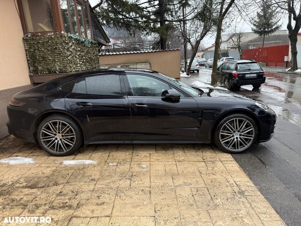 Porsche Panamera 4S - 3