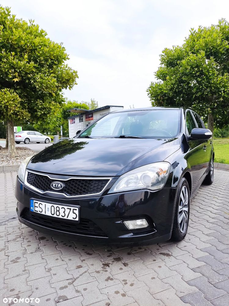 Kia Ceed 1.6 Crdi Comfort + - 1