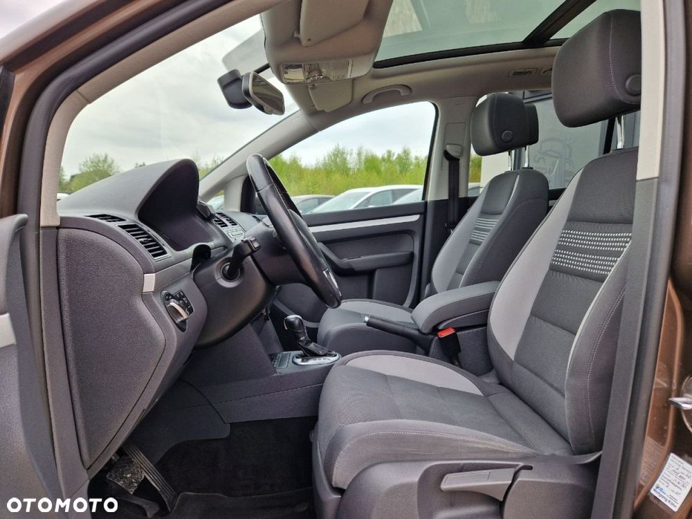 Volkswagen Touran 2.0 TDI DPF DSG Life - 5
