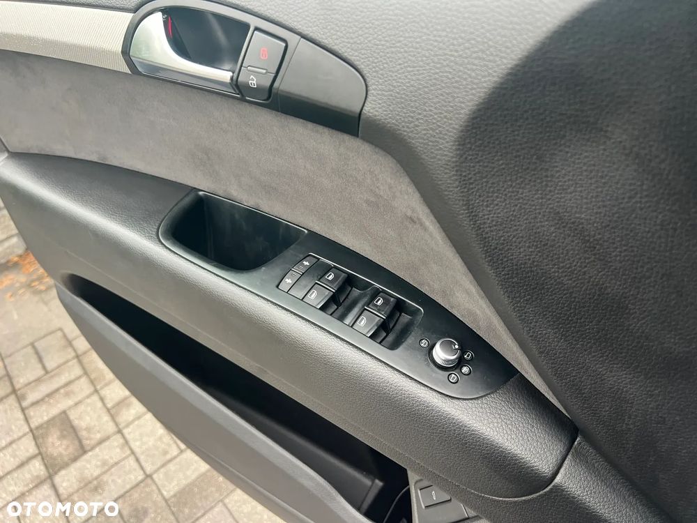 Audi Q7 3.0 TDI Quattro Tiptronic - 25