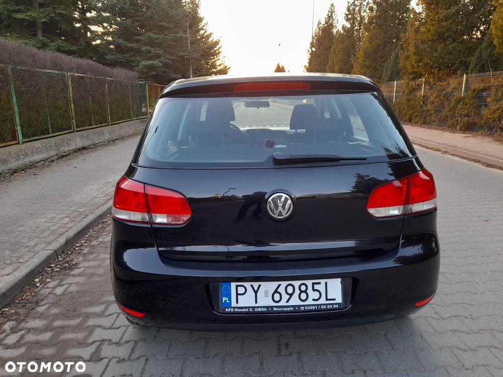 Volkswagen Golf - 8