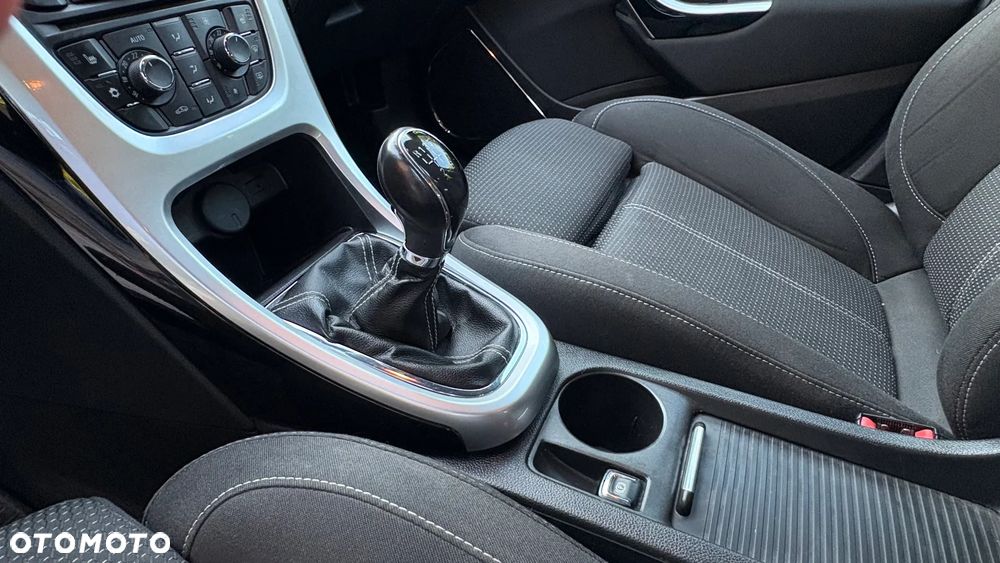 Opel Astra 1.4 Turbo Cosmo - 21