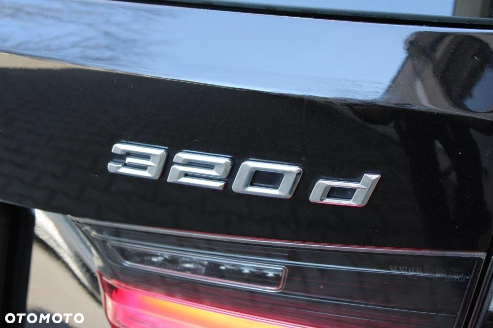 BMW Seria 3 - 33