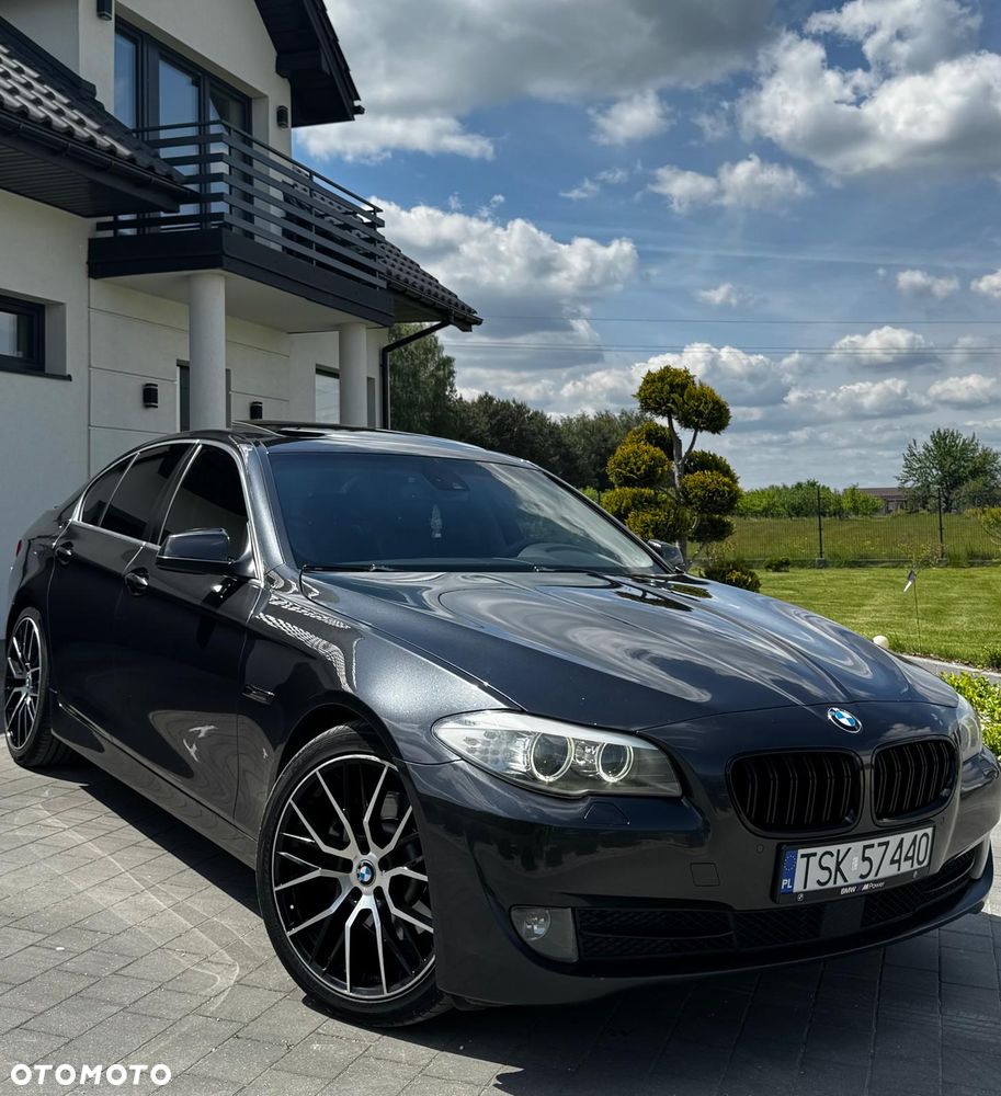 BMW Seria 5 525d - 1
