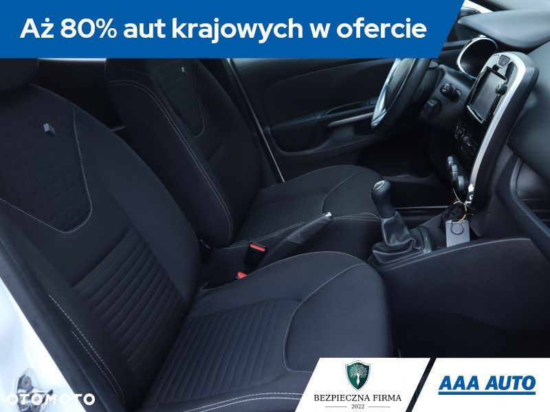 Renault Clio - 11