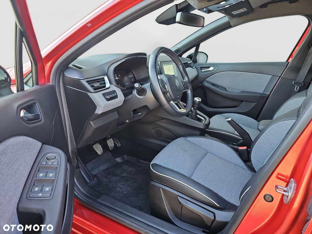 Renault Clio - 12