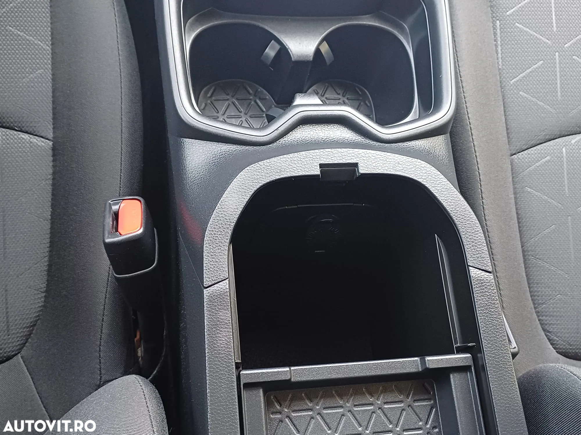 Toyota RAV4 2.5 Hybrid VVT-iE 4x2 Dynamic - 20
