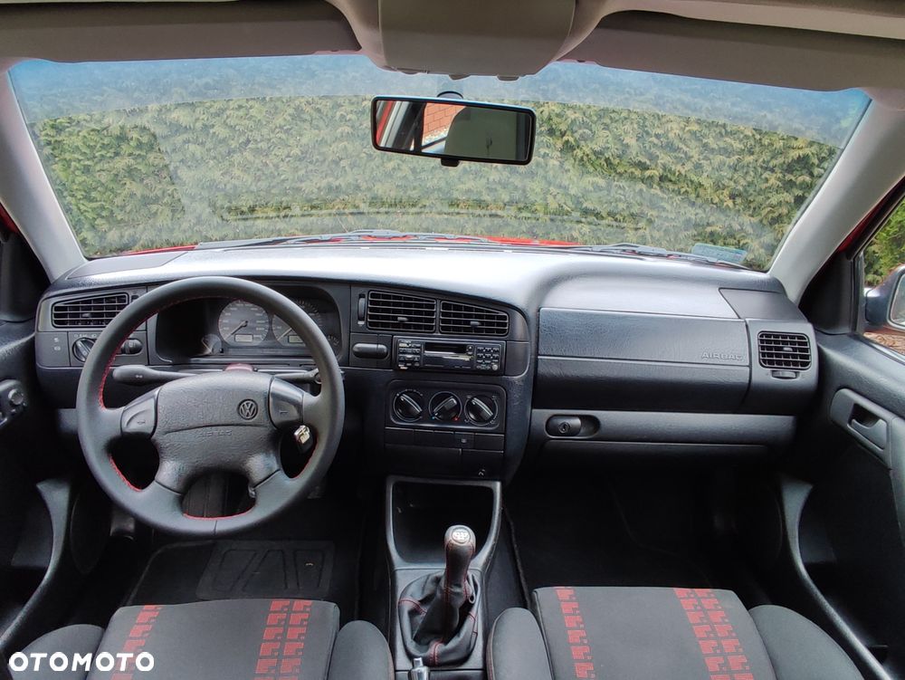 Volkswagen Golf 2.0 GTI - 9