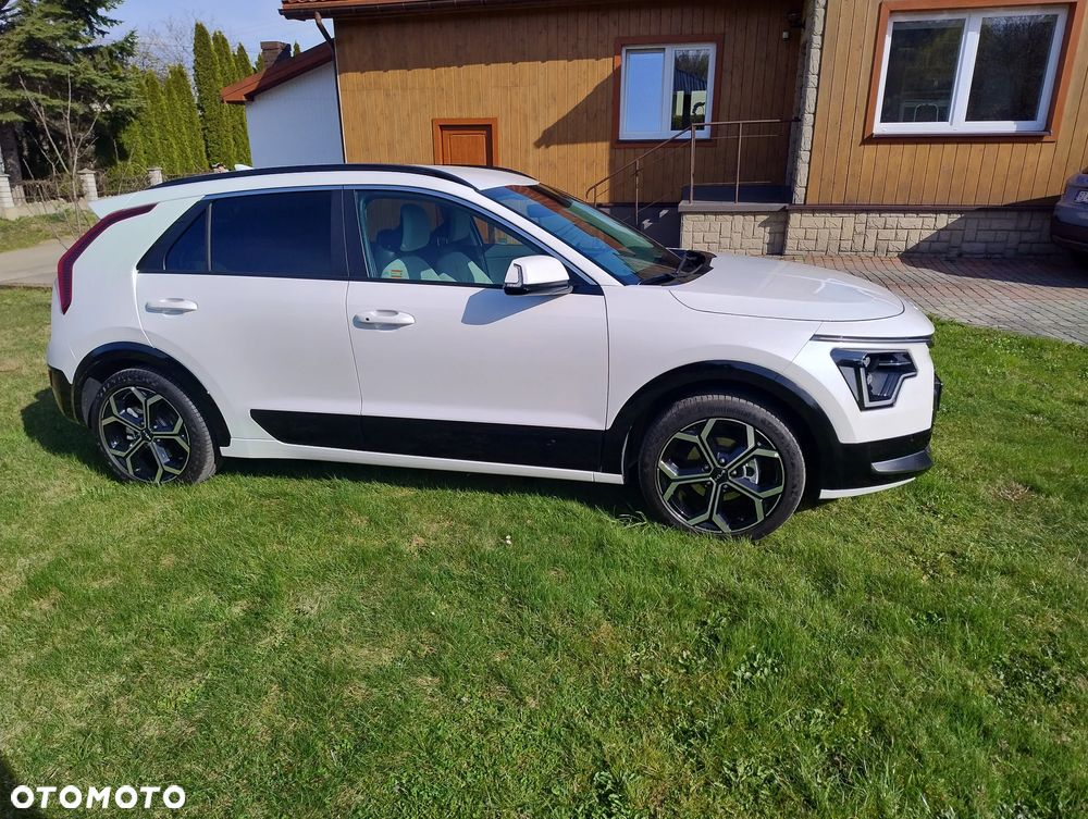 Kia Niro 1.6 GDI Hybrid Business Line - 31