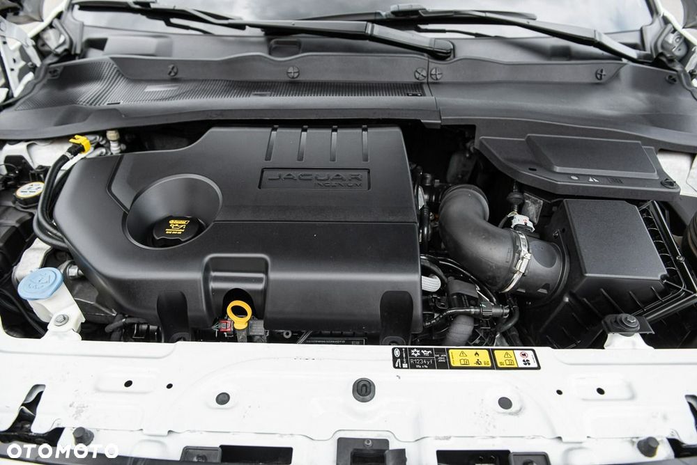 Jaguar E-Pace D180 AWD R-Dynamic S - 34