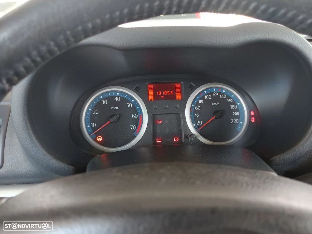 Renault Clio 1.2 16V Dynamique - 3