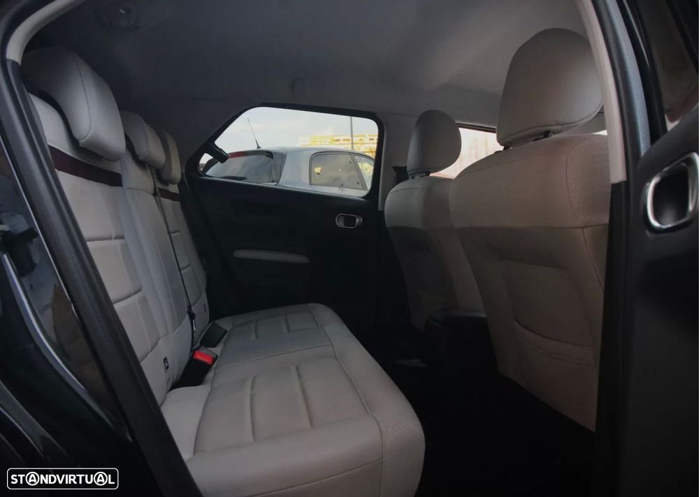 Citroën C4 Cactus 1.2 PureTech Shine EAT6 - 21