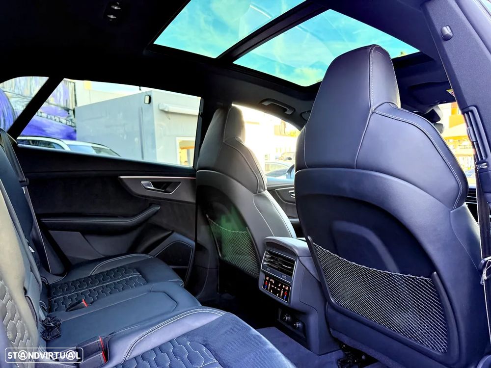 Audi RS Q8 4.0 TFSI quattro Tiptronic - 38