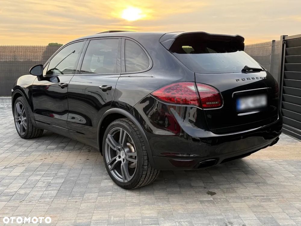 Porsche Cayenne Diesel Platinum Edition - 9