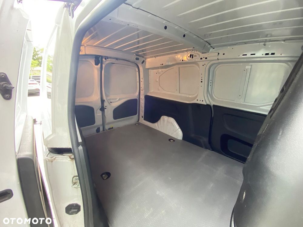 Toyota PROACE CITY - 24