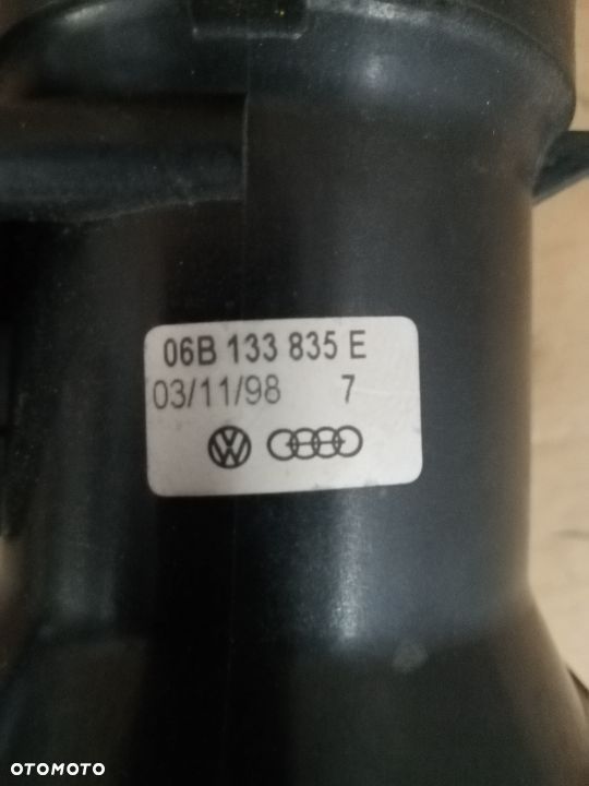 Przepływomierz Powietrza Audi A4 B5 06B133835E - 3