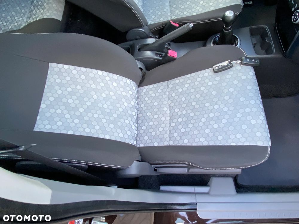 Suzuki SX4 1.6 Comfort Plus - 37