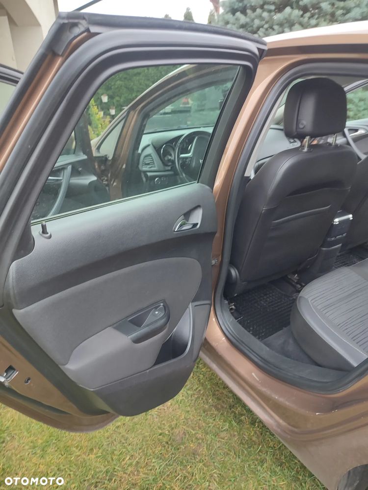Opel Astra 1.6 Active EU6 - 18