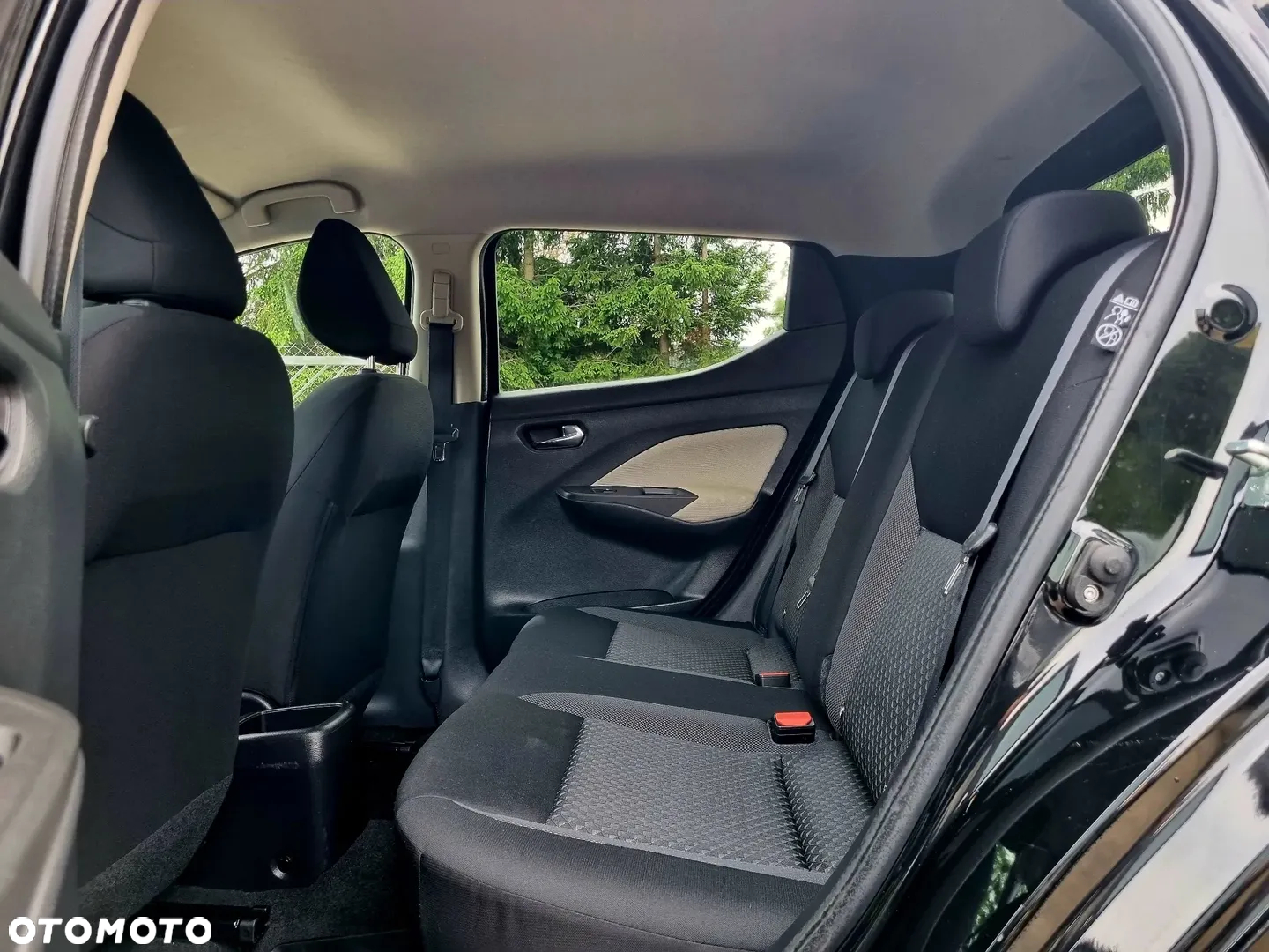 Nissan Micra 1.0 IG-T N-Connecta - 10