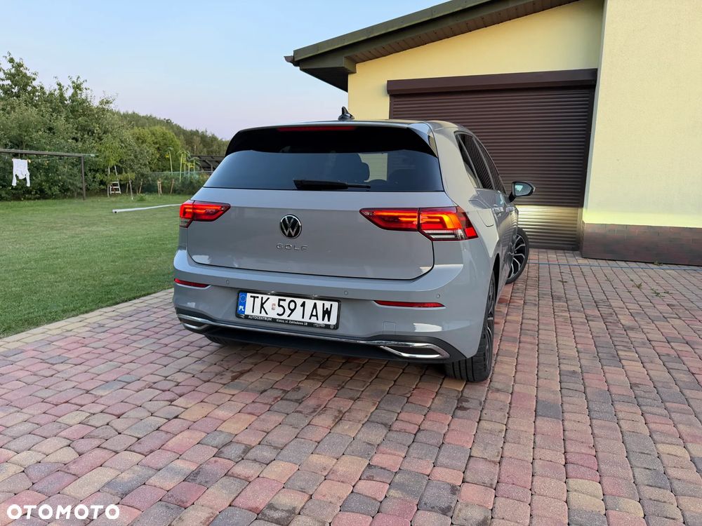 Volkswagen Golf 1.5 TSI EVO Style - 6