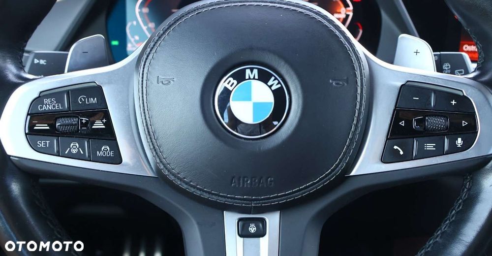 BMW X5 xDrive40d mHEV - 23