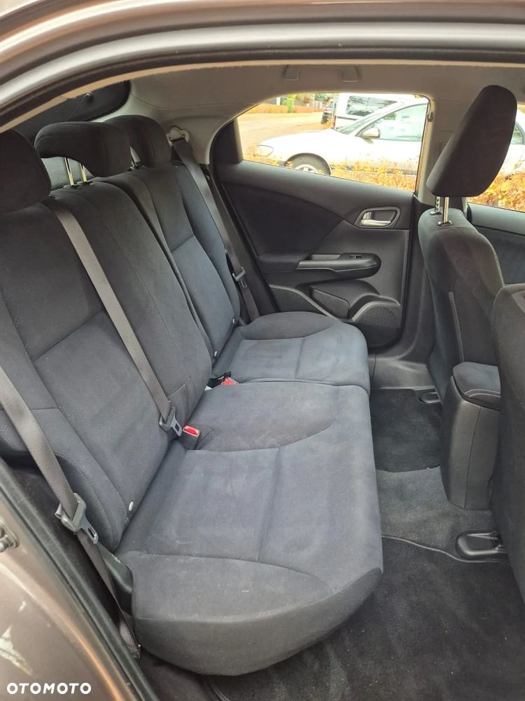 Honda Civic 1.4 Comfort - 12