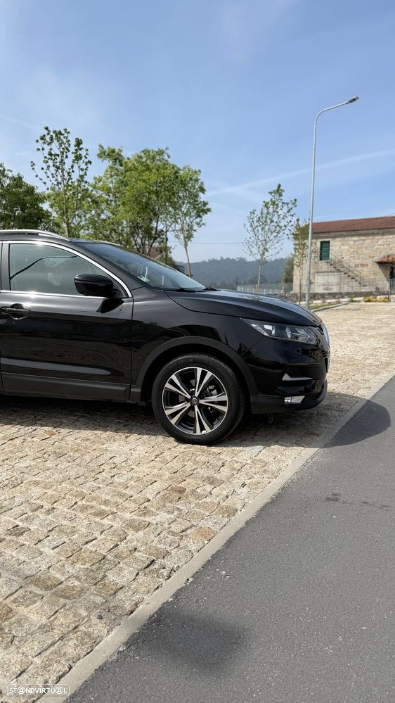 Nissan Qashqai 1.2 DIG-T N-Connecta Led - 2