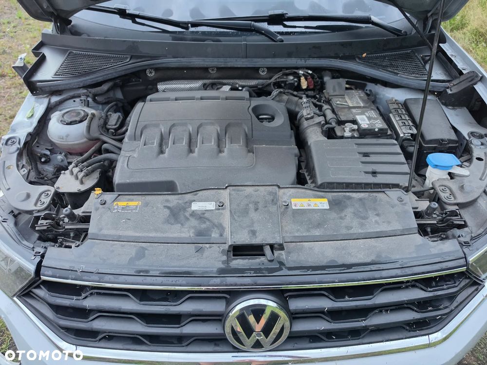 Volkswagen T-Roc - 16