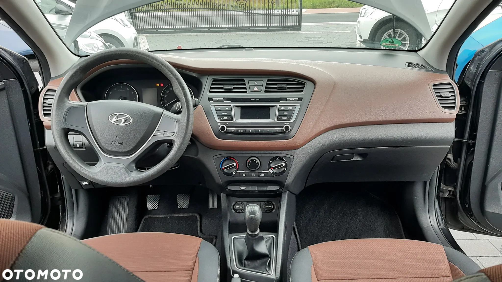 Hyundai i20 1.2 - 7