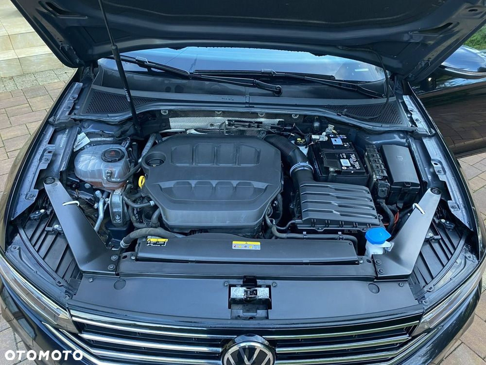 Volkswagen Passat - 37