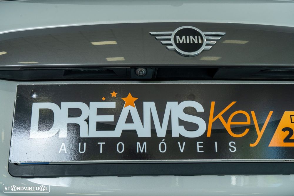 MINI 3 Portas Cooper SE Premium Essential - 28