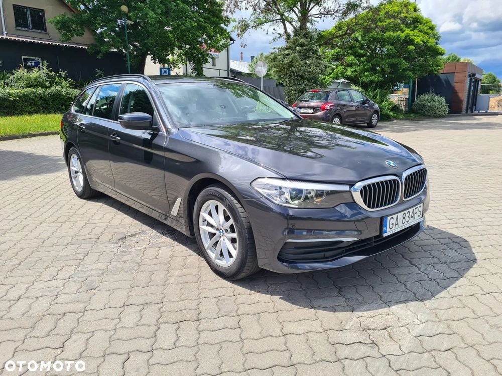 BMW Seria 5 520d - 2