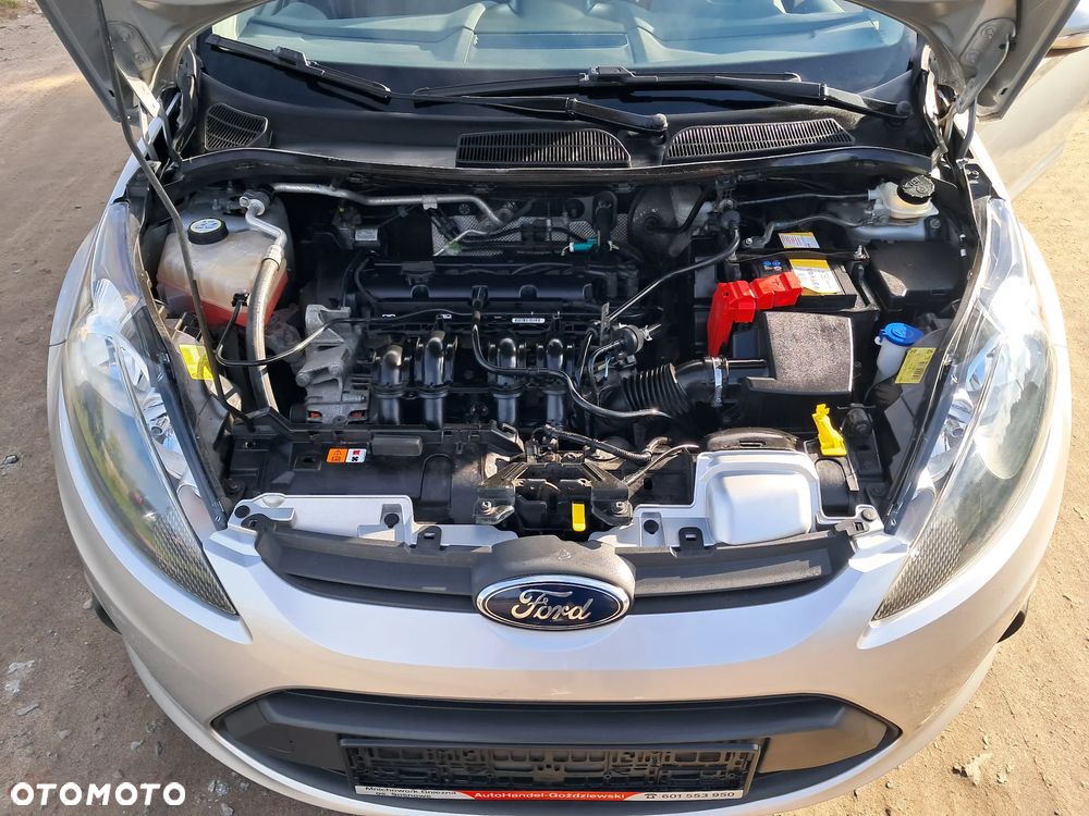 Ford Fiesta 1.25 Champions Edition - 22